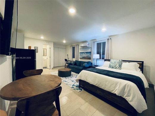 Жилой комплекс, Майами, Miami-Dade County