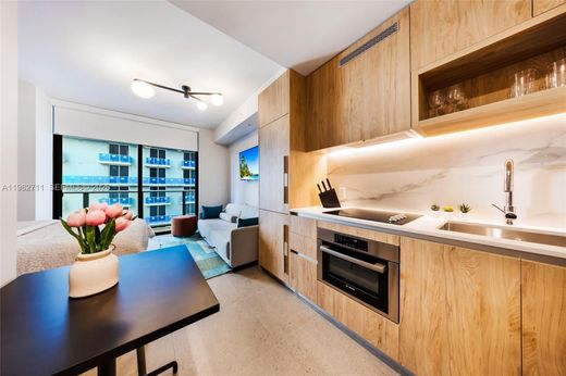 Complesso residenziale a Miami, Miami-Dade County