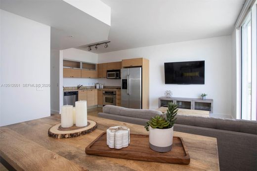 Residential complexes in Miami, Miami-Dade