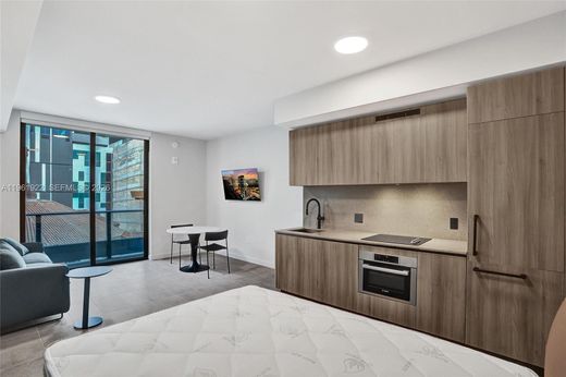 Komplex apartman Miami, Miami-Dade County