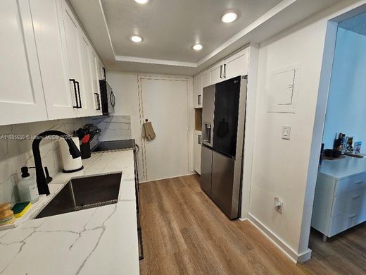 Complesso residenziale a Aventura, Miami-Dade County