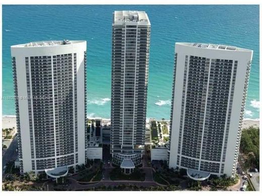 Komplex apartman Hallandale Beach, Broward County