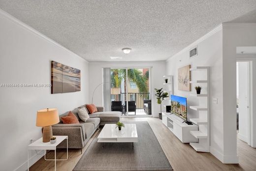 Жилой комплекс, Sunny Isles Beach, Miami-Dade County