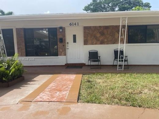 Villa Hollywood, Broward County