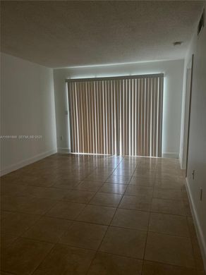 Wohnkomplexe in Miami, Miami-Dade County