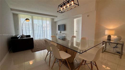 Edificio en Bay Harbor Islands, Miami-Dade County