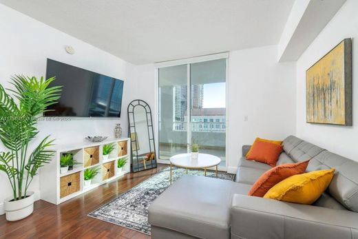 Complexes résidentiels à Miami, Comté de Miami-Dade