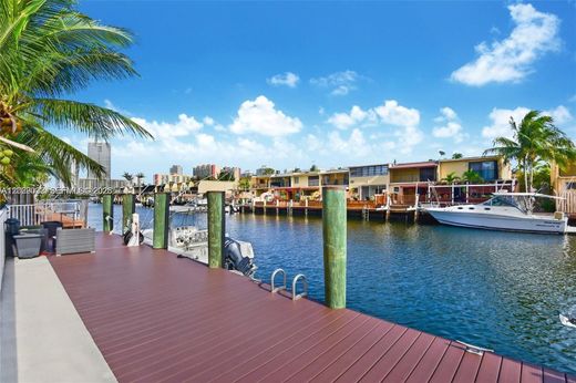 Villa in North Miami Beach, Miami-Dade County