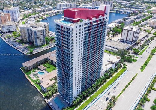 Komplex apartman Hallandale Beach, Broward County