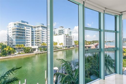 Complesso residenziale a Miami Beach, Miami-Dade County