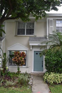 Tamarac, Broward Countyのタウンハウス