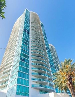 Residential complexes in Miami, Miami-Dade