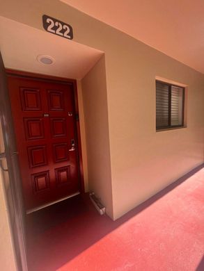 Residential complexes in Delray Beach, Palm Beach