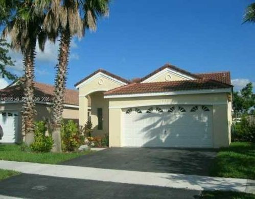 Villa in Weston, Broward County