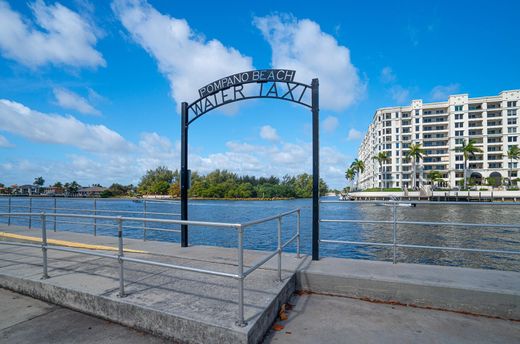 Residential complexes in Pompano Beach, Broward County