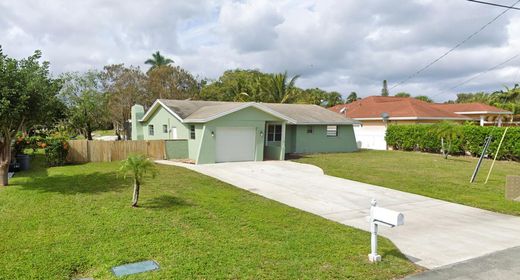 Residential complexes in West Palm Beach, Palm Beach
