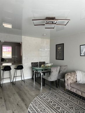 Κτίριο σε Aventura, Miami-Dade County