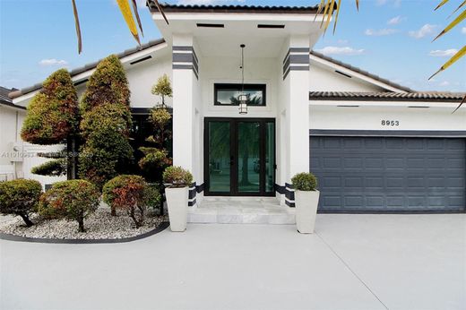 Βίλα σε Miami Lakes, Miami-Dade County