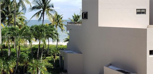 Residential complexes in Key Biscayne, Miami-Dade