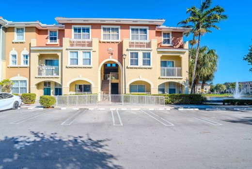 Wohnkomplexe in Doral, Miami-Dade County