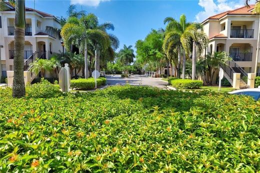 Residential complexes in Coral Springs, Broward County