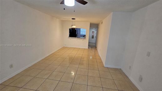 Residential complexes in Miami, Miami-Dade
