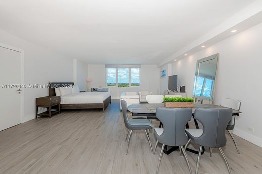 Komplex apartman Miami Beach, Miami-Dade County