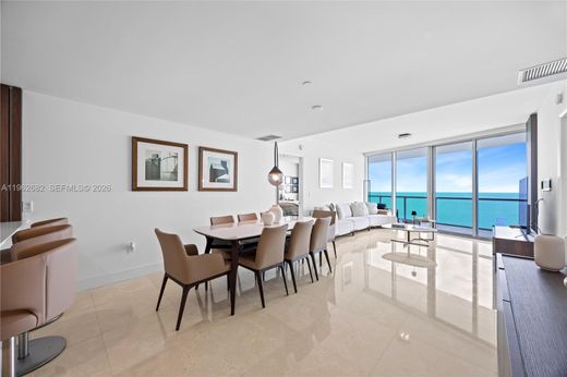 Kamienica w Sunny Isles Beach, Miami-Dade County