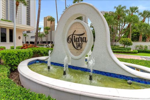 Residential complexes in Riviera Beach, Palm Beach
