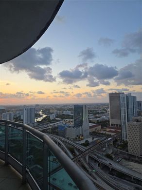 Complexos residenciais - Miami, Miami-Dade County