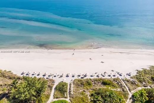 Komplex apartman Key Biscayne, Miami-Dade County