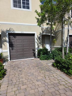 Townhouse in Miramar, Broward County