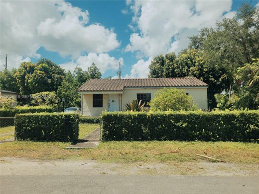 Villa in Miami, Miami-Dade County