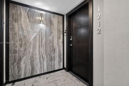 콘도미니엄 / Miami Beach, Miami-Dade County