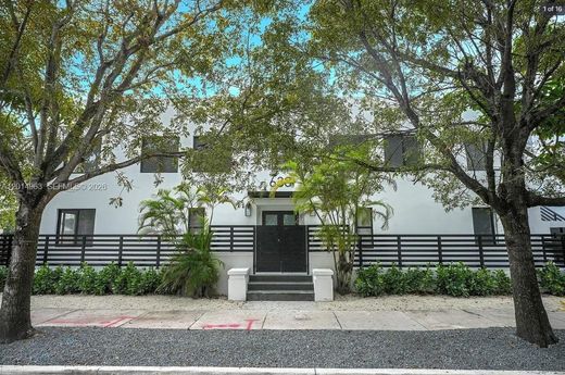 Complexes résidentiels à Miami, Comté de Miami-Dade