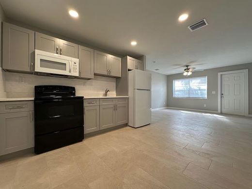 Townhouse - West Palm Beach, Palm Beach County