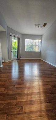 Townhouse in Riviera Beach, Palm Beach