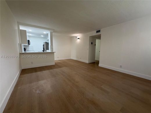 Residential complexes in Coral Springs, Broward County