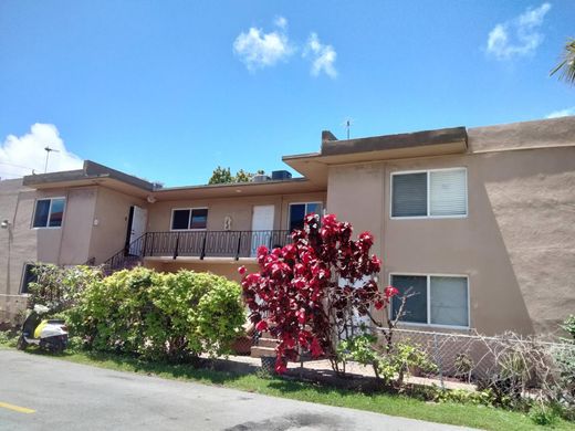 Residential complexes in Miami, Miami-Dade