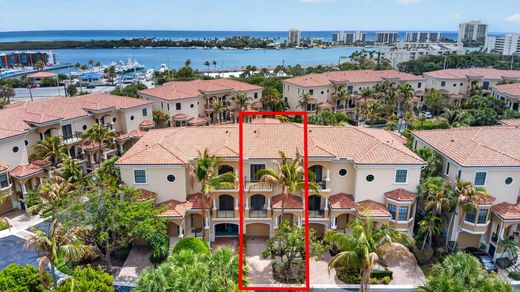 Townhouse in Tequesta, Palm Beach