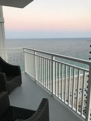 フォートローダーデール, Broward Countyのアパートメント・コンプレックス