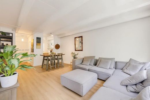 Жилой комплекс, Майами-Бич, Miami-Dade County