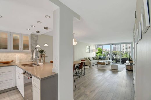 フォートローダーデール, Broward Countyのアパートメント・コンプレックス