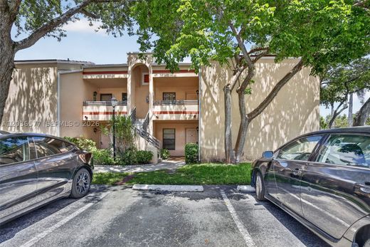 Residential complexes in Pembroke Pines, Broward County
