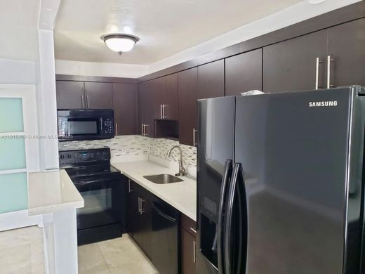 Appartementencomplex in North Miami, Miami-Dade County