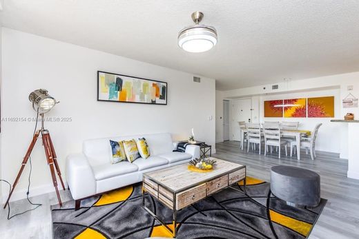 Residential complexes in Aventura, Miami-Dade