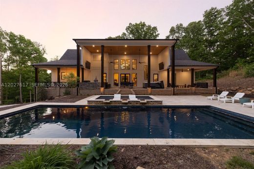 Villa in Irmo, Lexington County