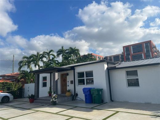 Villa in Miami, Miami-Dade County