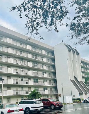 Appartementencomplex in Davie, Broward County