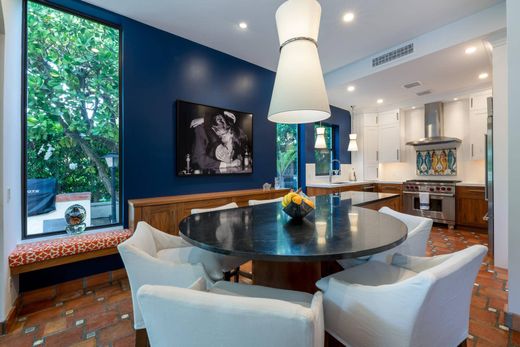 Townhouse in Palm Beach, Florida